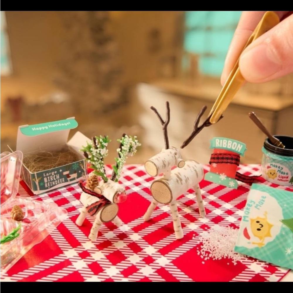 Miniverse Make It Mini Holiday Series 3: Dr. Seuss' The Grinch - Log Reindeer